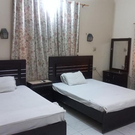 Al Rehman Guest Hous Hotel Hyderabad Exterior photo