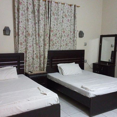 Al Rehman Guest Hous Hotel Hyderabad Room photo